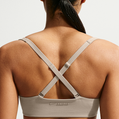 NikeSKIMS Studio Stretch Micro Kadın Spor Sütyeni görsel 6