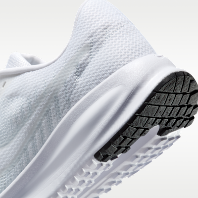 Nike Run Defy 男款路跑鞋