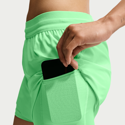 Nike Swift Dri-FIT Normal Belli 2'si 1 Arada Kadın Koşu Şortu görsel 6