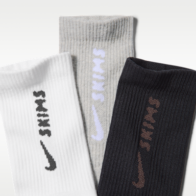NikeSKIMS Dri-FIT Kadın Dri-FIT Crew Çoraplar (3 Çift) görsel 2