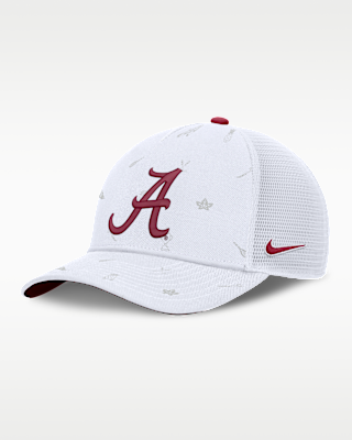 Женские  Alabama Country Club Golfin' Rise Nike College Trucker Adjustable Hat