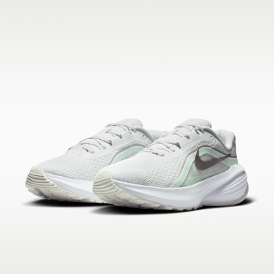 Nike Downshifter 14 Kadın Yol Koşu Ayakkabısı görsel 5