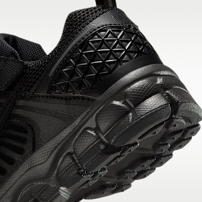 Nike Vomero 5 Little Kids' Shoes with Reflective Accents