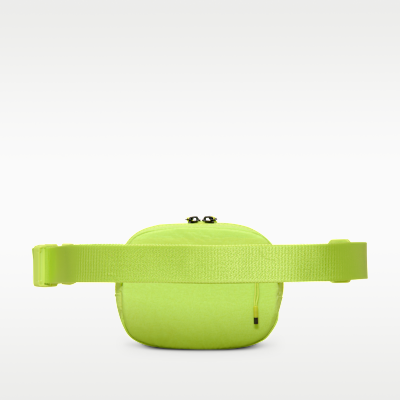 กระเป๋าพาดลำตัว Nike Aura (2 ล.)