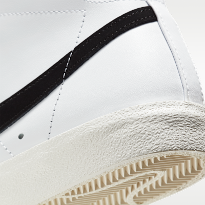 Nike Blazer Mid '77 Women's Shoes