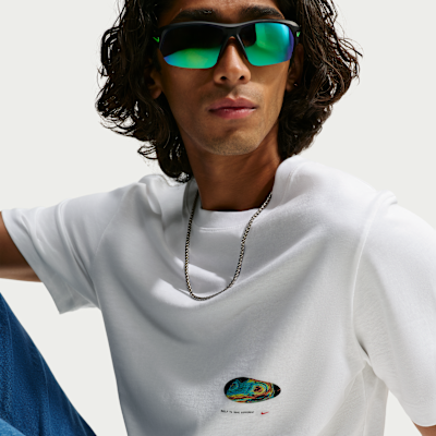 Nike Sportswear Erkek Tişörtü görsel 3