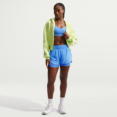 Nike One Dri-FIT Normal Belli 8 cm 2'si 1 Arada Kadın Şortu