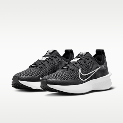 Nike Interact Run Women's Road Running Shoes