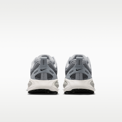 Nike Vomero 18 Older Kids' Road Running Shoes