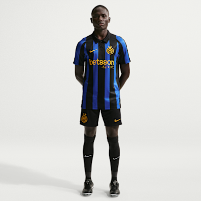 Nike Inter Milan 2026/27 Stadyum İç Saha Nike Dri-FIT Erkek Futbol Taraftar Şortu