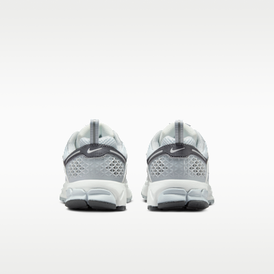 Nike Vomero 5 大童反光裝飾鞋款