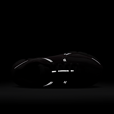 Nike Zoom Vomero 5 女鞋 (具反光裝飾)