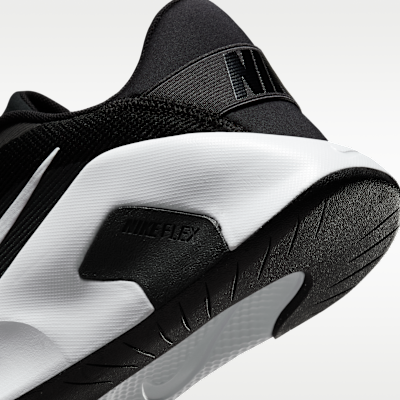 Nike Flex Train Women's Workout Shoes (Extra-Wide)