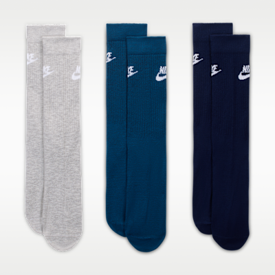 Nike Sportswear Everyday Essential Crew Socks (3 Pairs)
