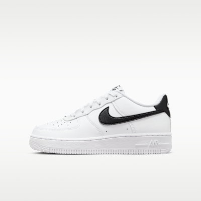 Nike Air Force 1 Older Kids' Shoes