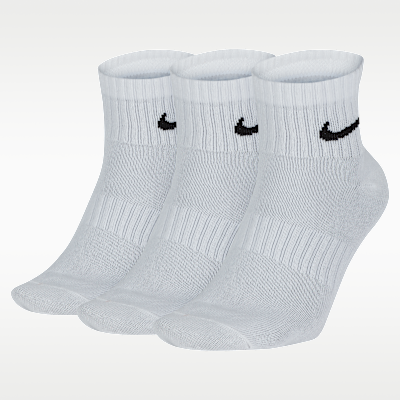 Nike Everyday Lightweight Training Ankle Socks (3 Pairs)