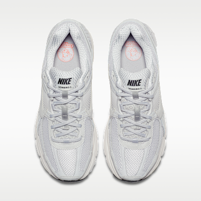 ナイキ ズーム ボメロ 5 メンズシューズ