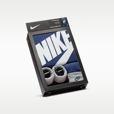 Nike Baby (0–6M) 3-Piece Set