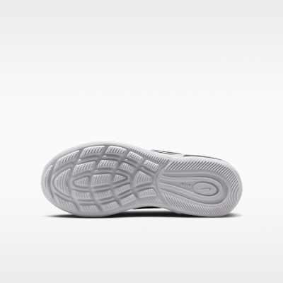 ナイキ エア マックス アクシス ジュニアシューズ