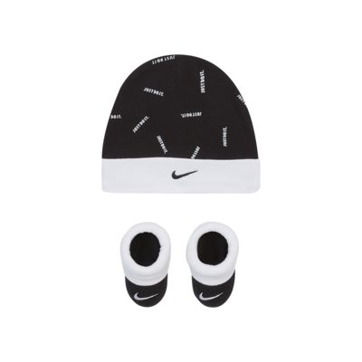 Nike Baby Hat \u0026 Booties 2-Piece Box Set 