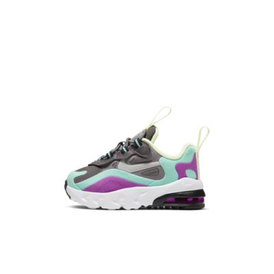 silver nike neonato