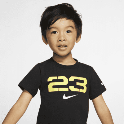 Playera para bebé LeBron. Nike.com