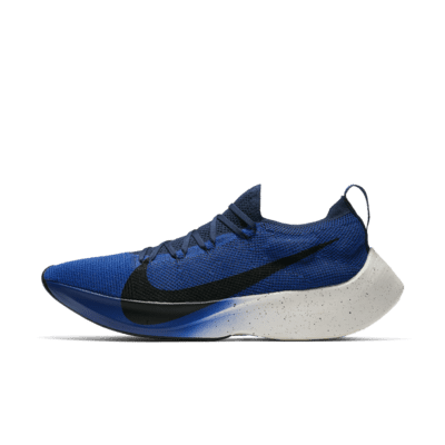 React Vapor Street Flyknit Men's Shoe. Nike