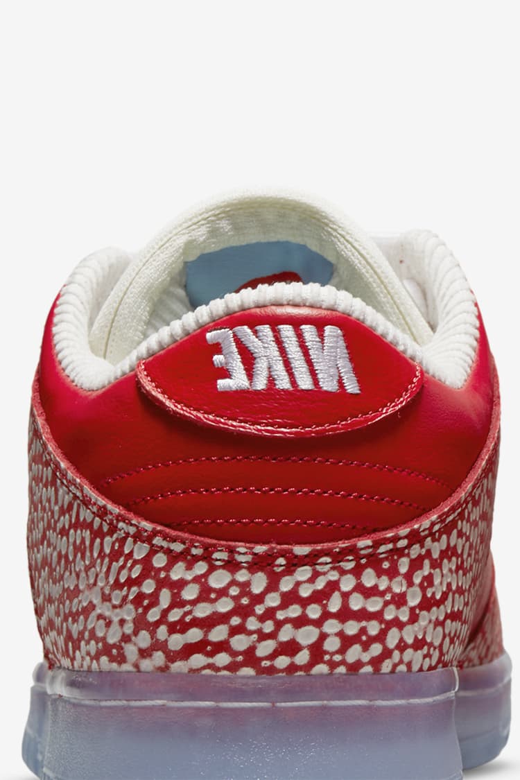 dunk low stingwater