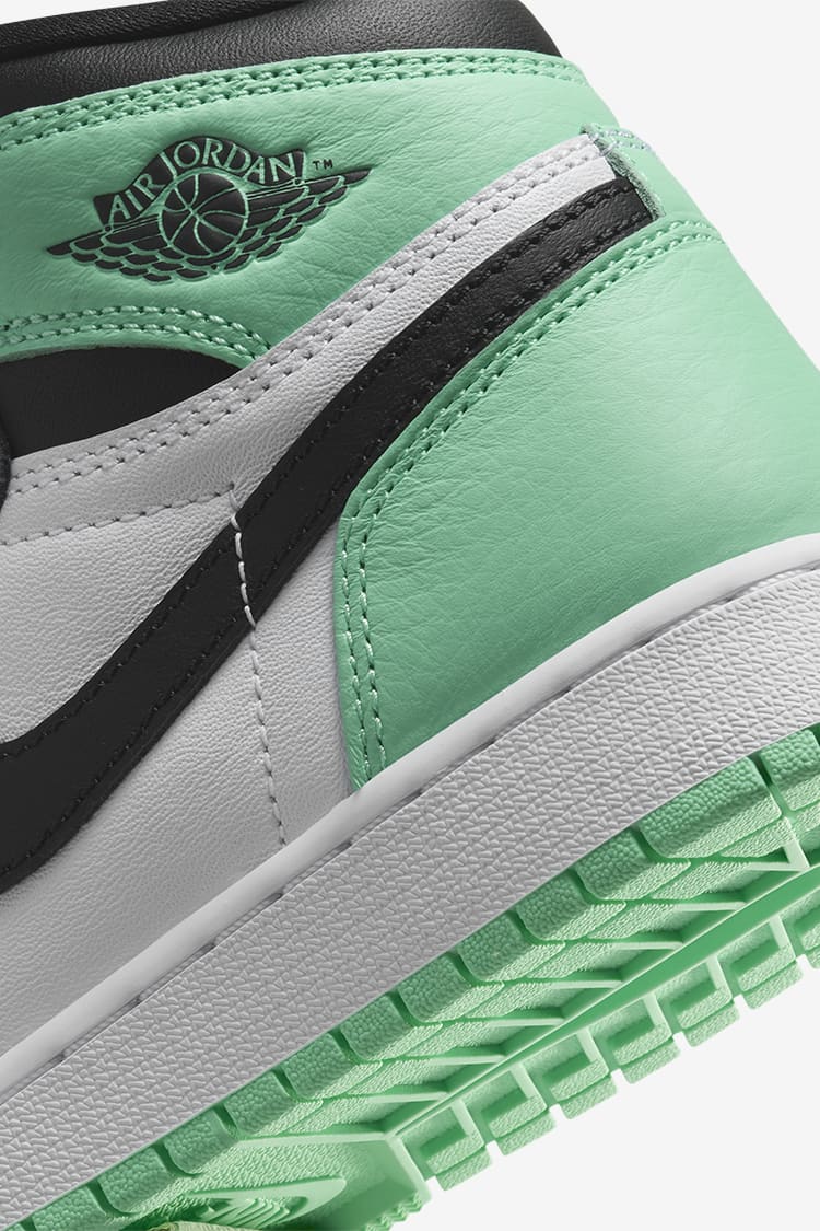 Big Kids' Air Jordan 1 'Green Glow' (FD1437-130) Release Date ...