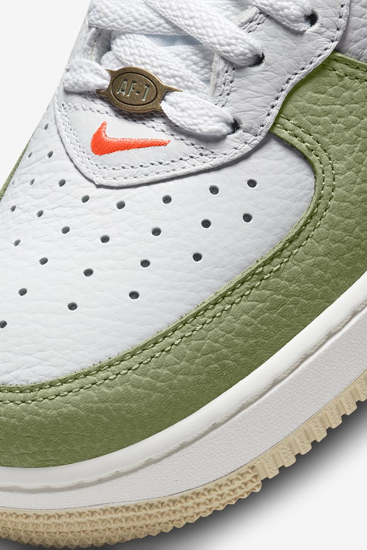 Air Force 1 Mid 'Olive Green and Total Orange' (DQ3505-100