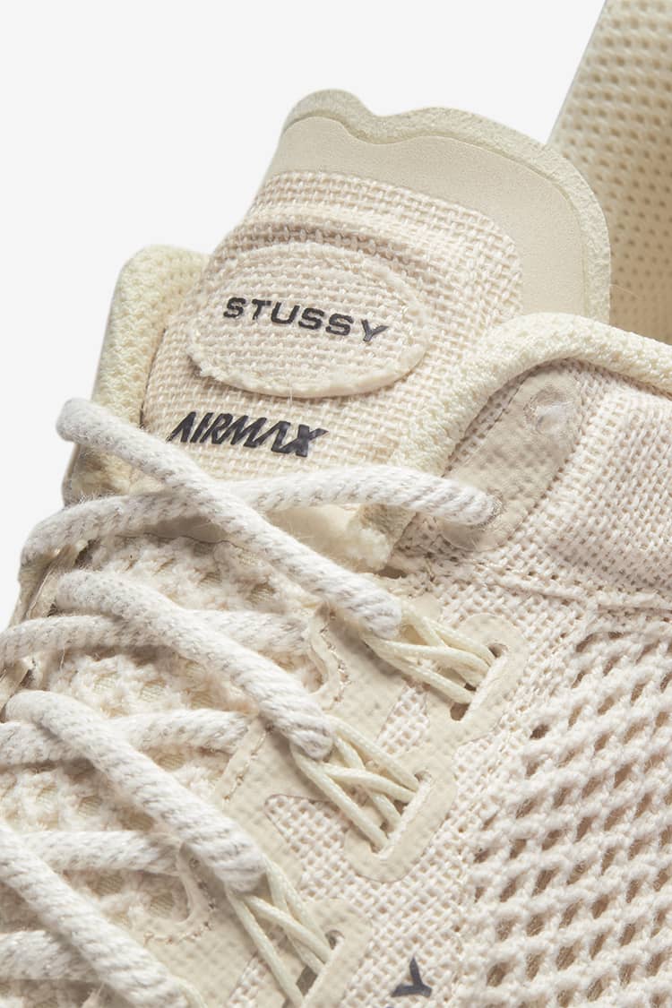 Stussy × Nike Air Max 2013 "Fossil" 28