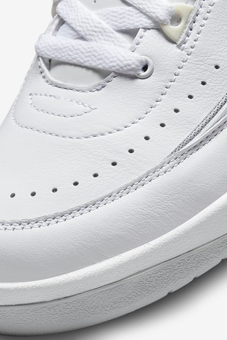 Nike Air Jordan 2 "White and Cement Grey