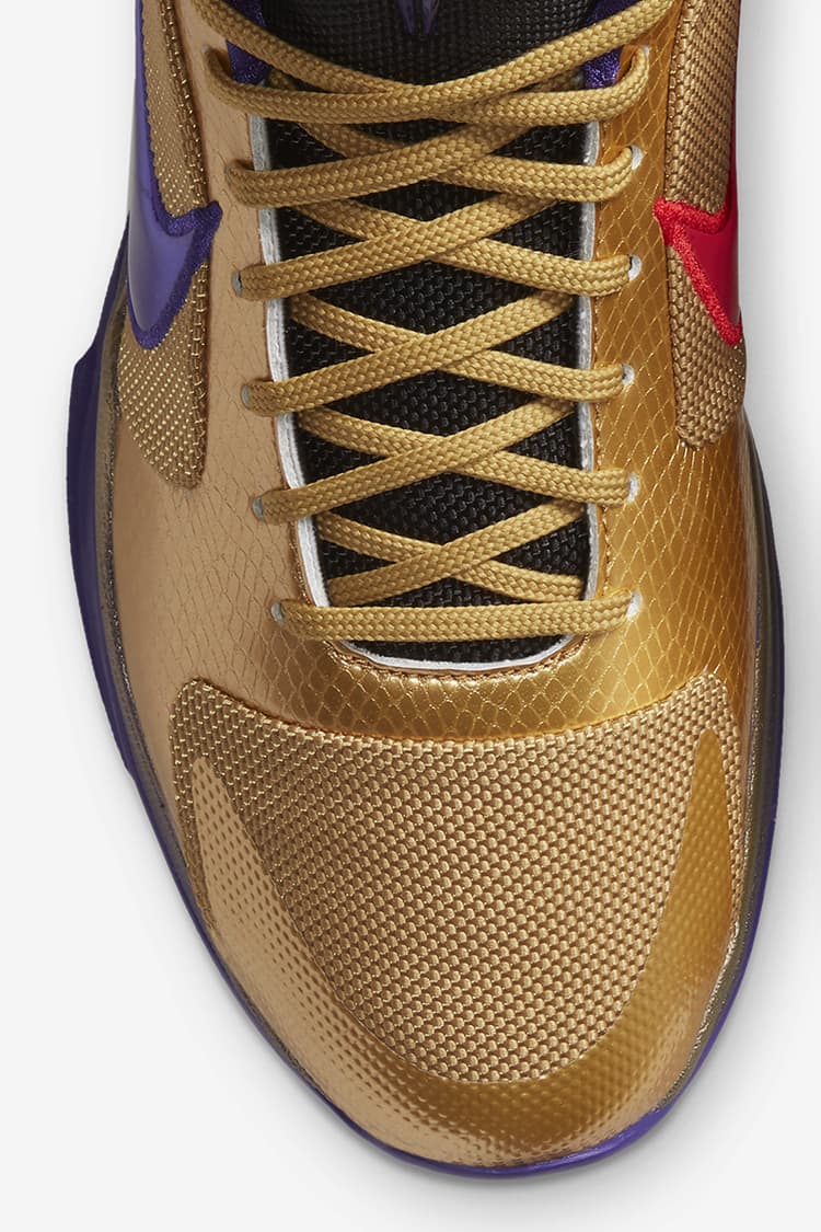 Nike kobe hot sale x undefeated