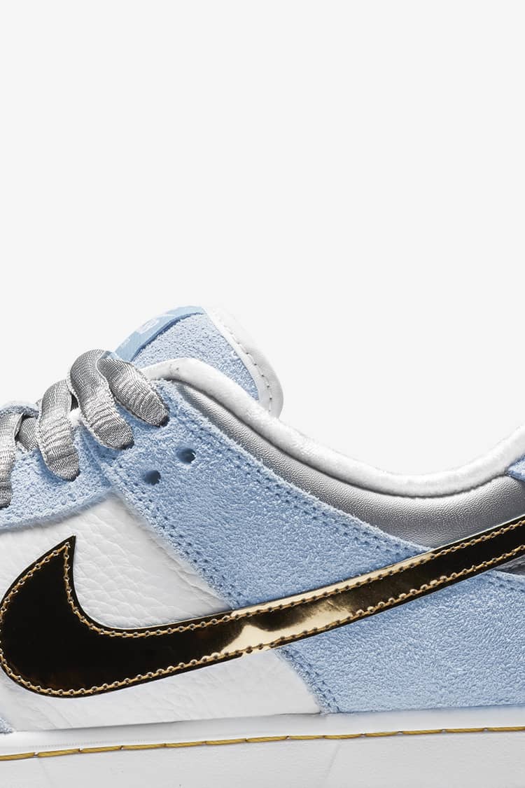 sean cliver x nike sb dunk low