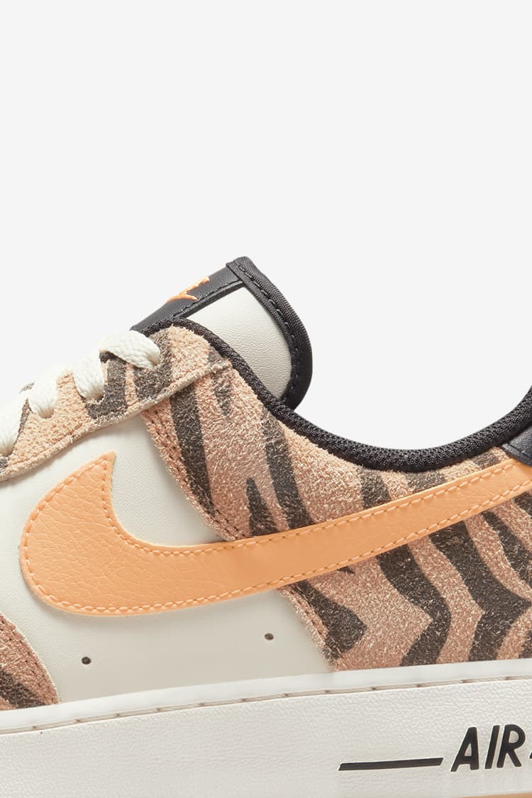 NIKE公式】エア フォース 1 'Orange Zebra' (DJ6192-100 / AF 1). Nike