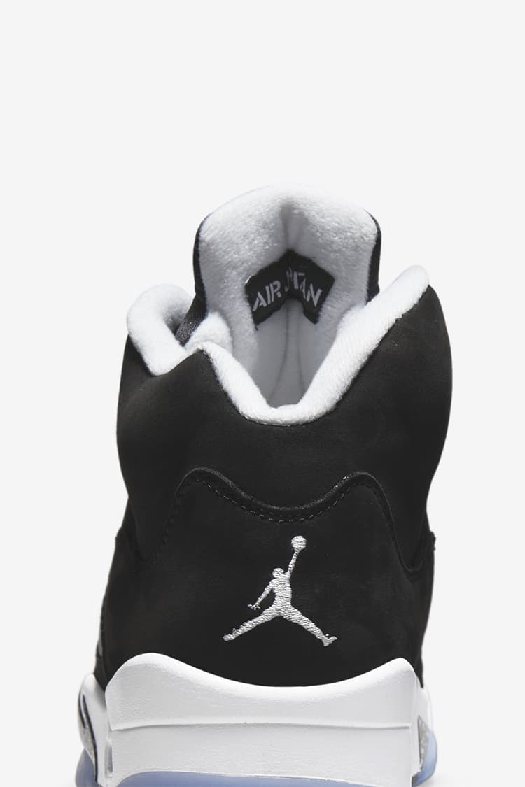 Air Jordan 5 Retro 'Moonlight'. Nike SNKRS GB