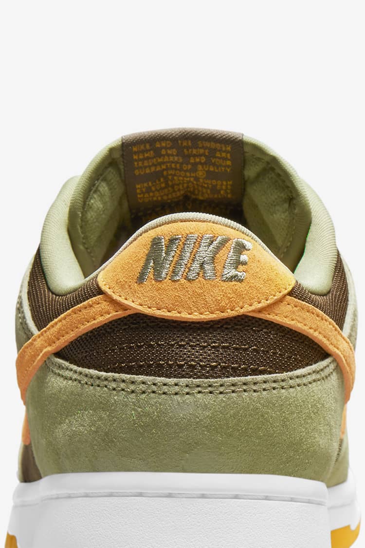 nike dunk low olive