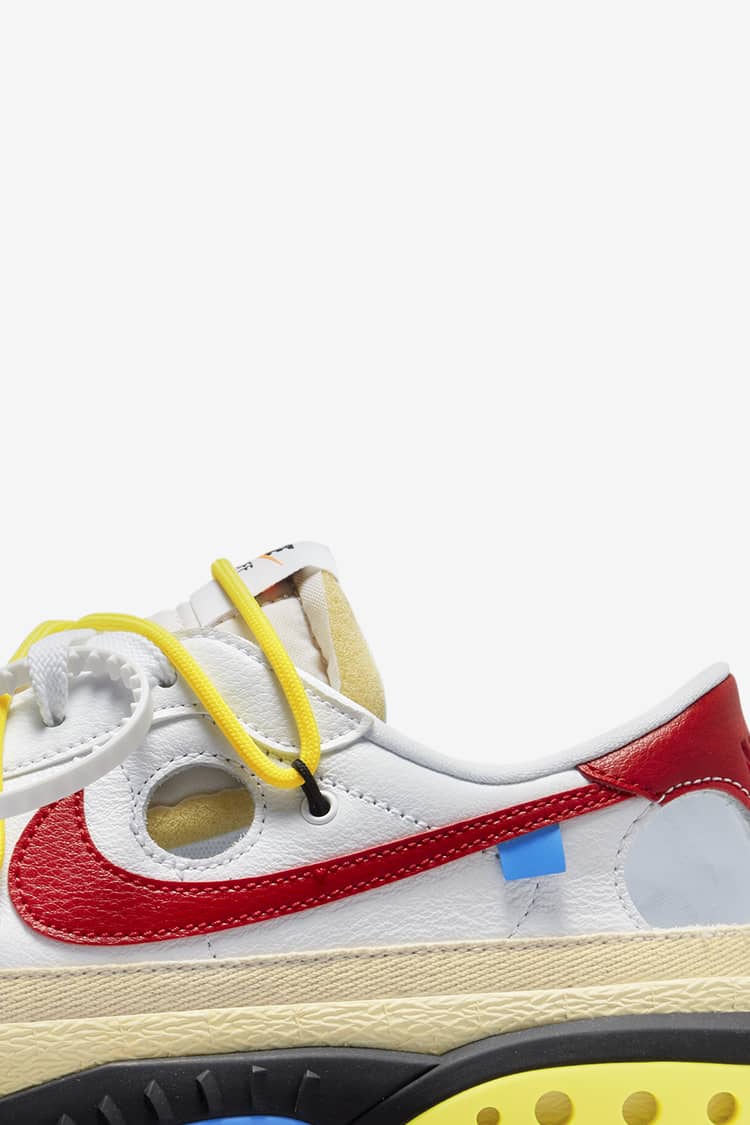 En la cabeza de Engaño en casa Fecha de lanzamiento de las Blazer Low x Off-White™️ "White and University  Red" (DH7863-100). Nike SNKRS ES
