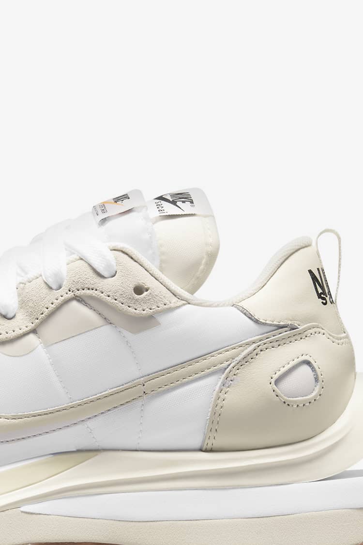 Sacai 2024 nike white