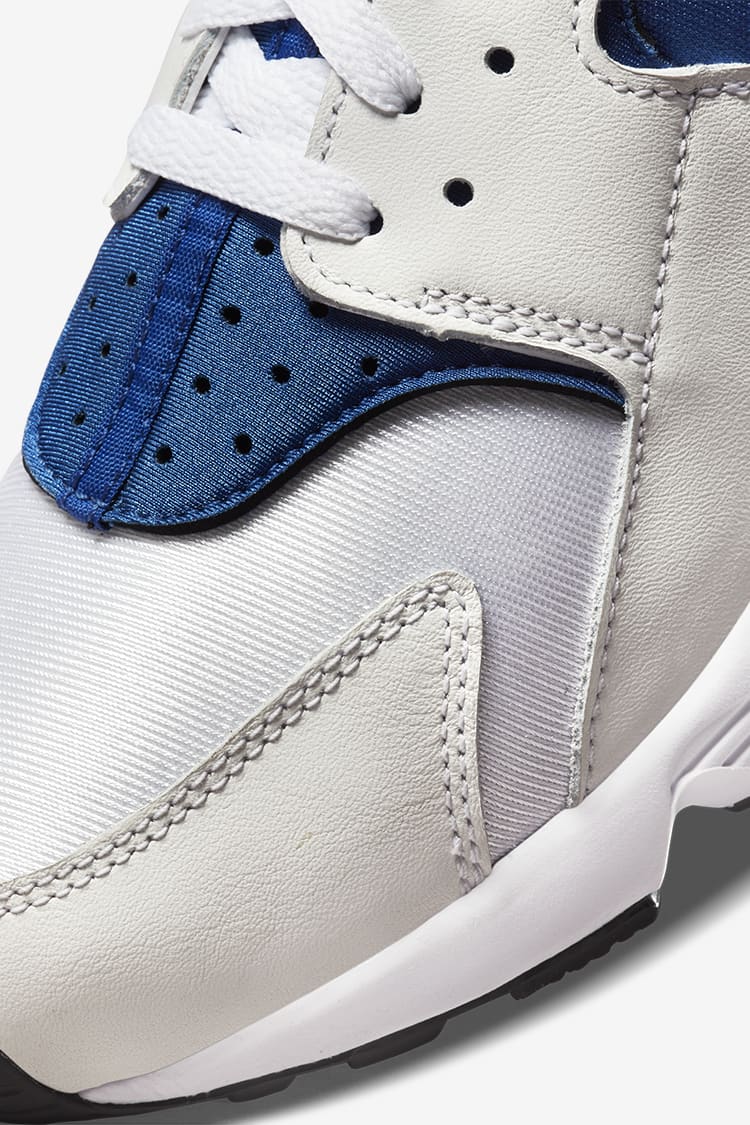 Air Huarache 'White and Metro Blue' (DD1068-106) Release Date. Nike SNKRS