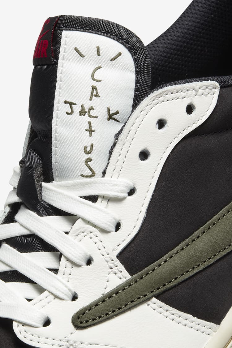 最大5000円OFFクーポン Travis Scott x Air Jordan 1 オリーブ 28.5