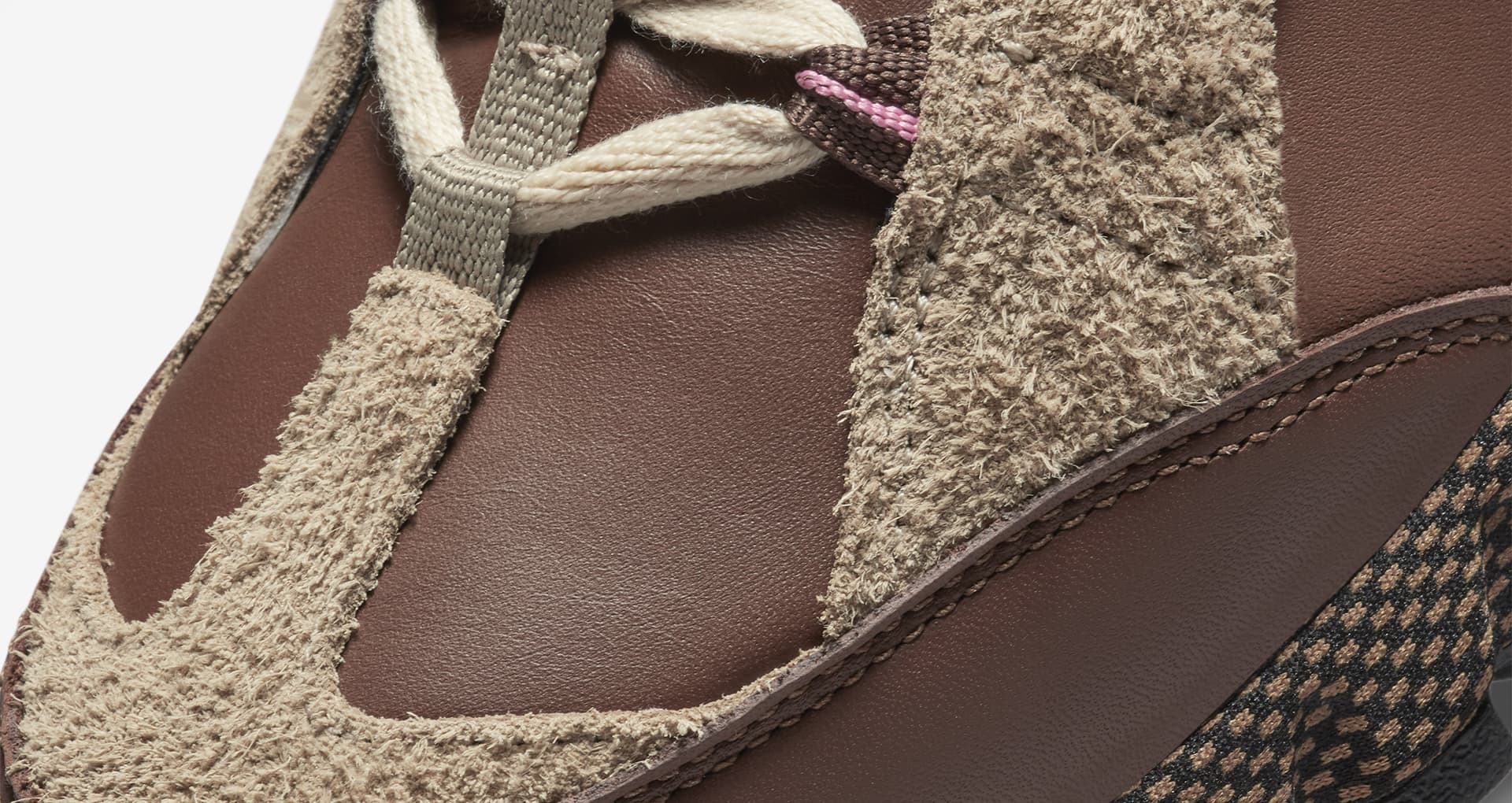 Fecha de lanzamiento del Air Humara x Jacquemus "Ale Brown and Gold