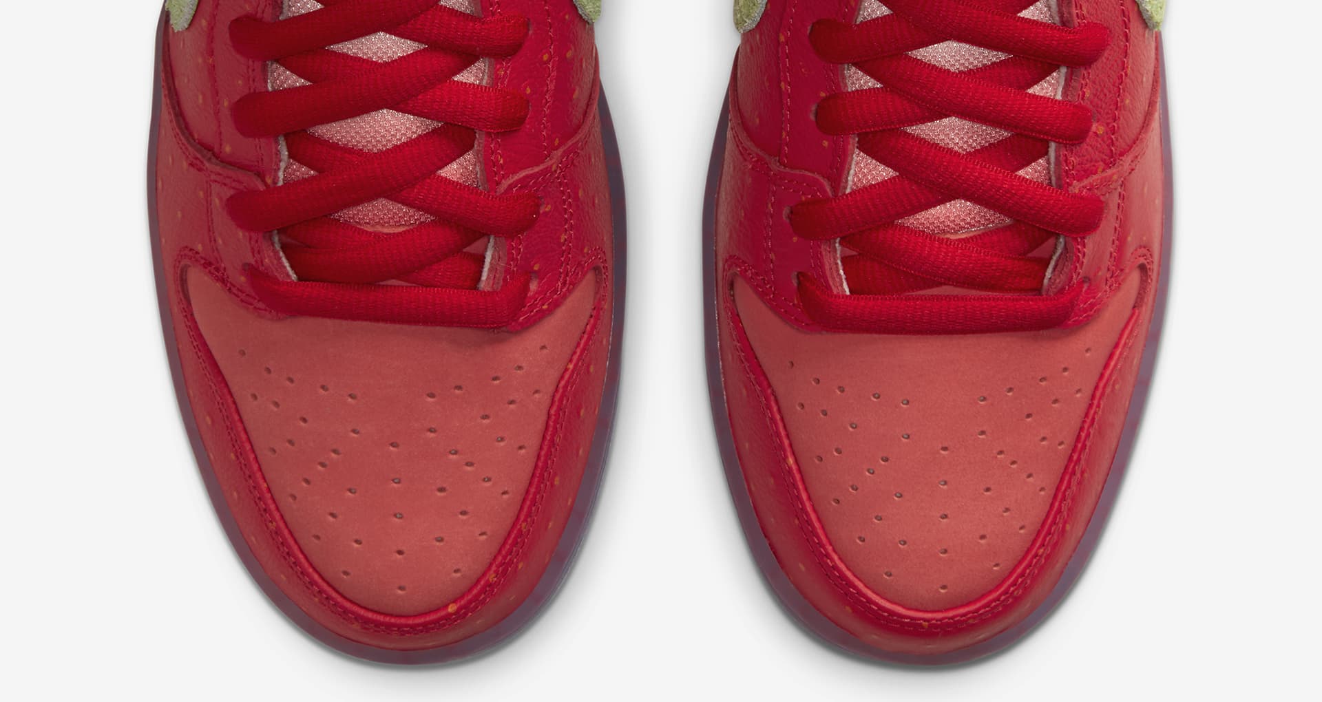 strawberry dunks release date