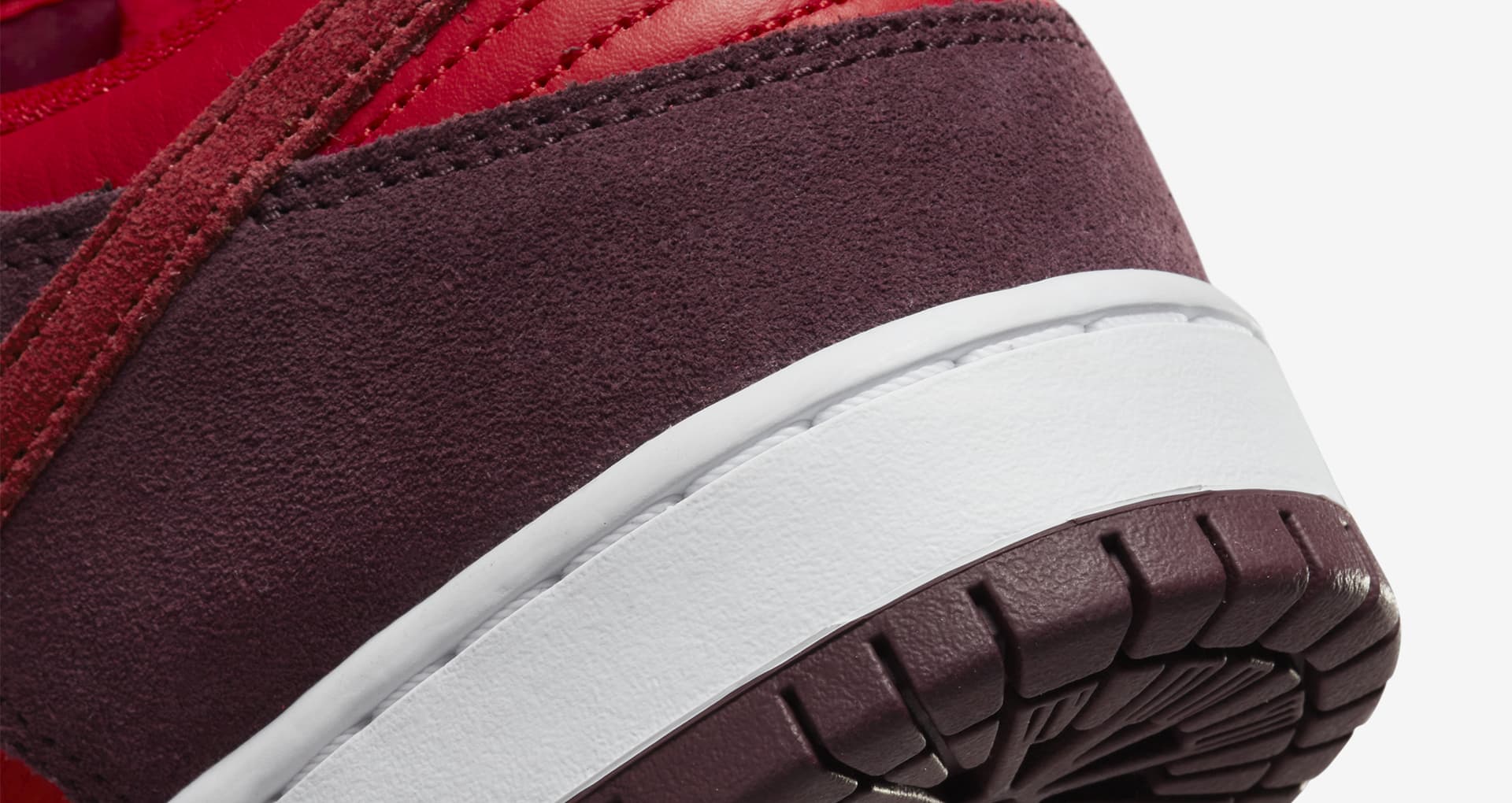 SB Dunk Low 'Cherry' (DM0807600) Release Date. Nike SNKRS AT