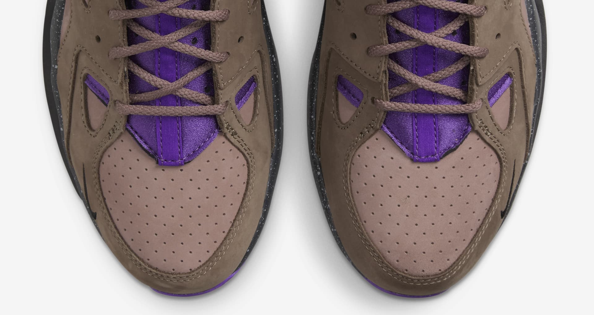 acg trails end brown