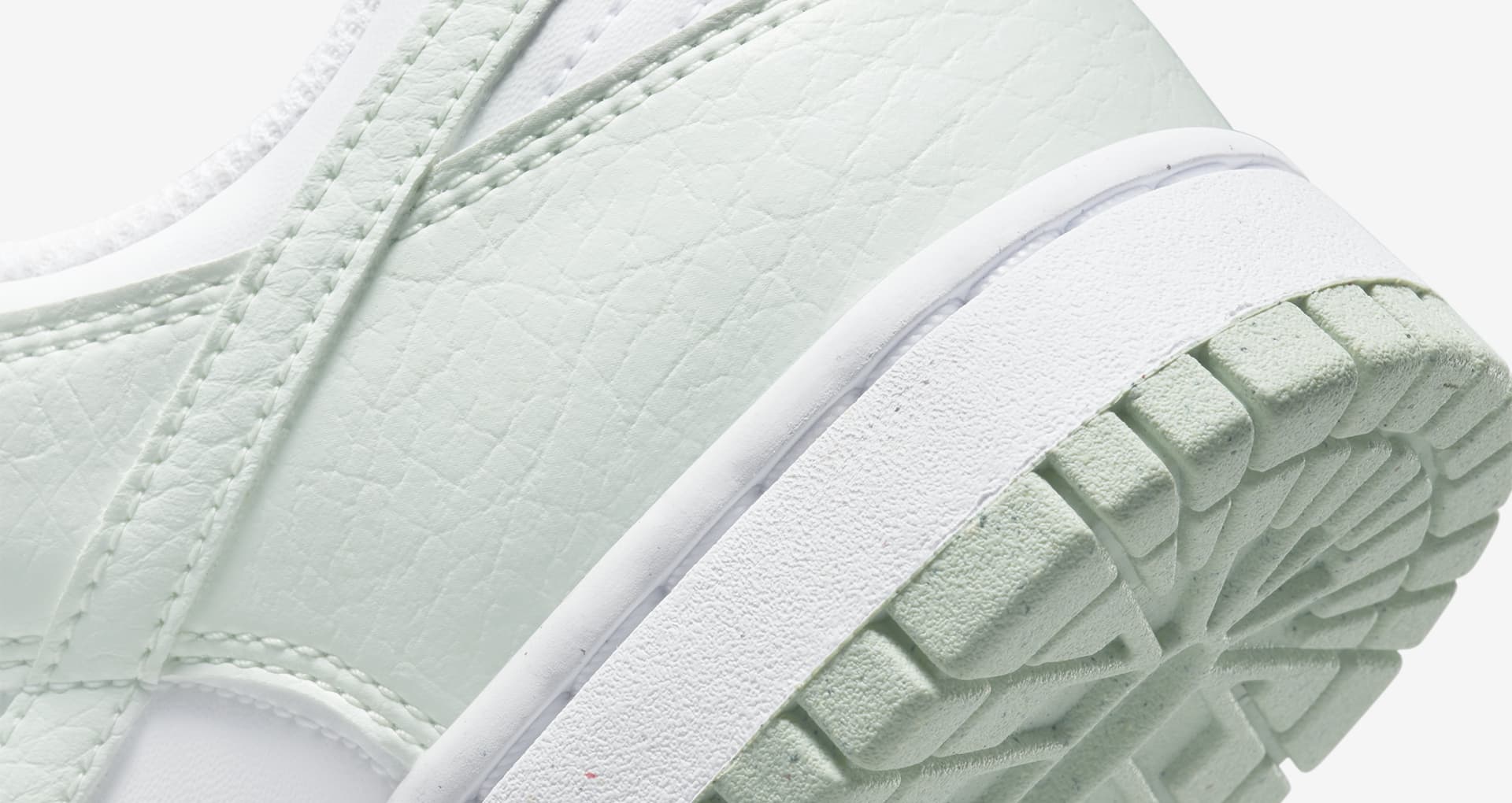 Women's Dunk Low Next Nature 'Barely Green and White' (DN1431-102 ...