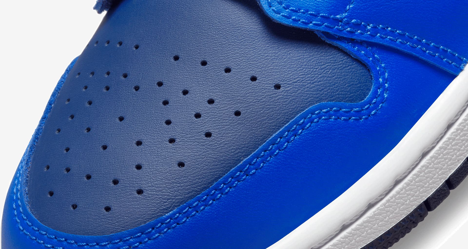 Women S Air Jordan 1 Low Game Royal Dc0774 400 Release Date Nike Snkrs Sg