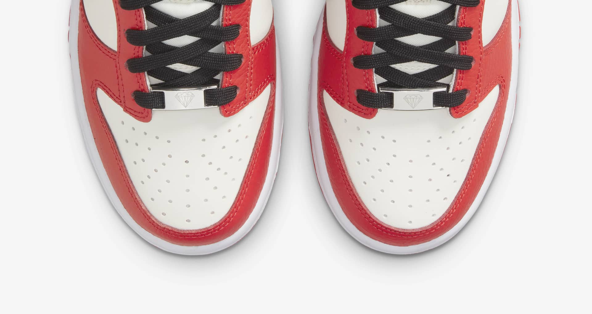 Big Kids' Dunk Low 'Black and Chile Red' (DD3363100) Release Date