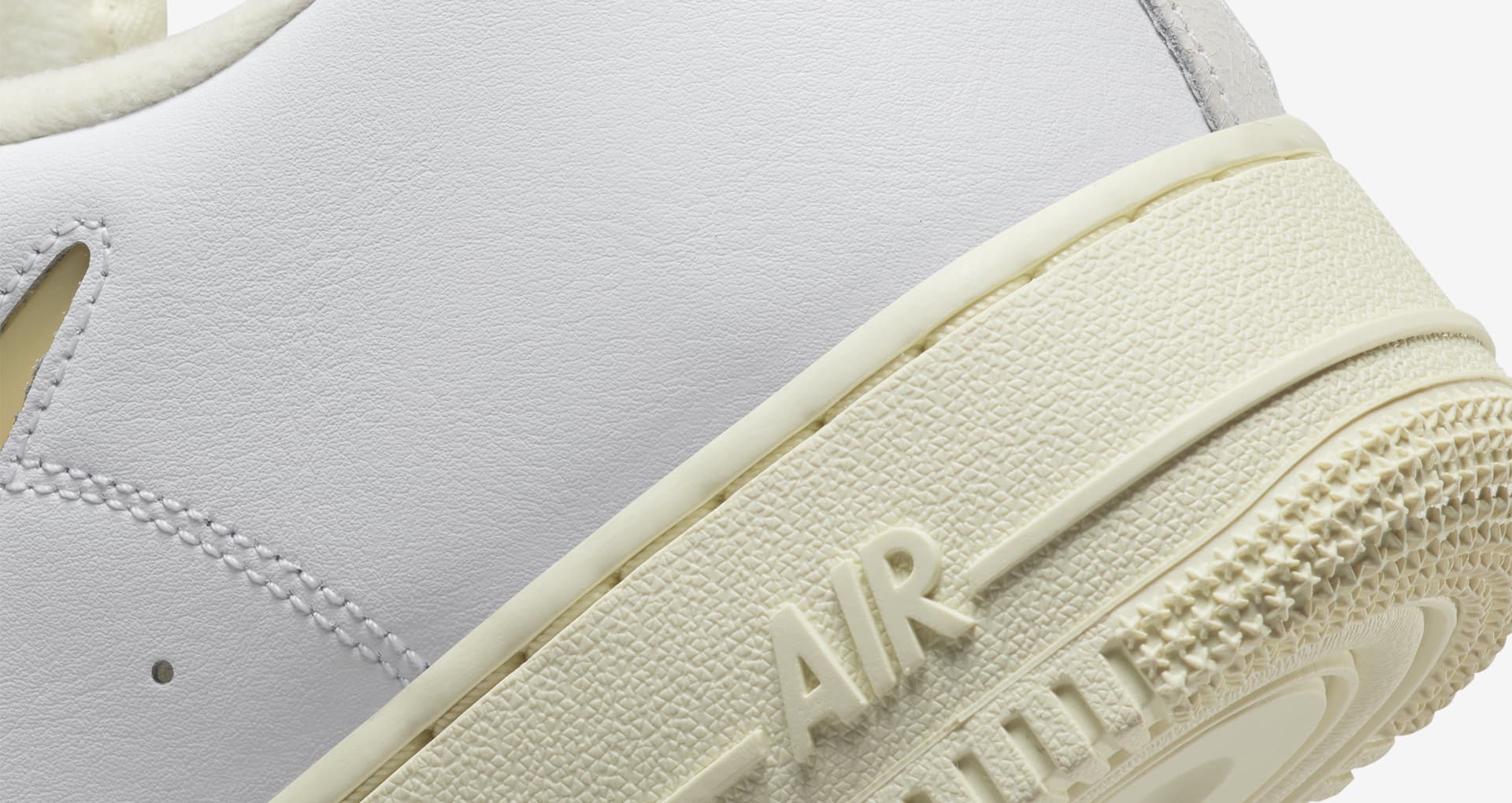 Air Force 1 'Pale Vanilla' (DC8894-100) Release Date. Nike SNKRS BG