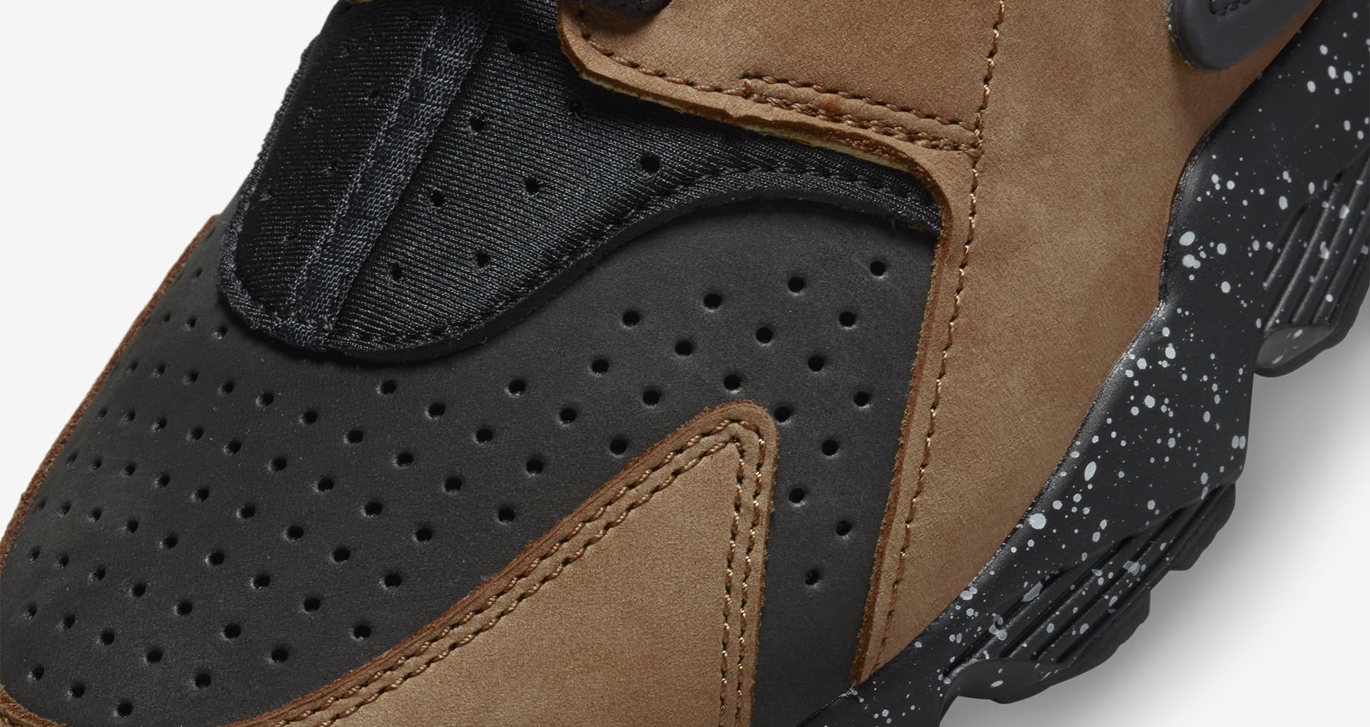 tan nike air huarache